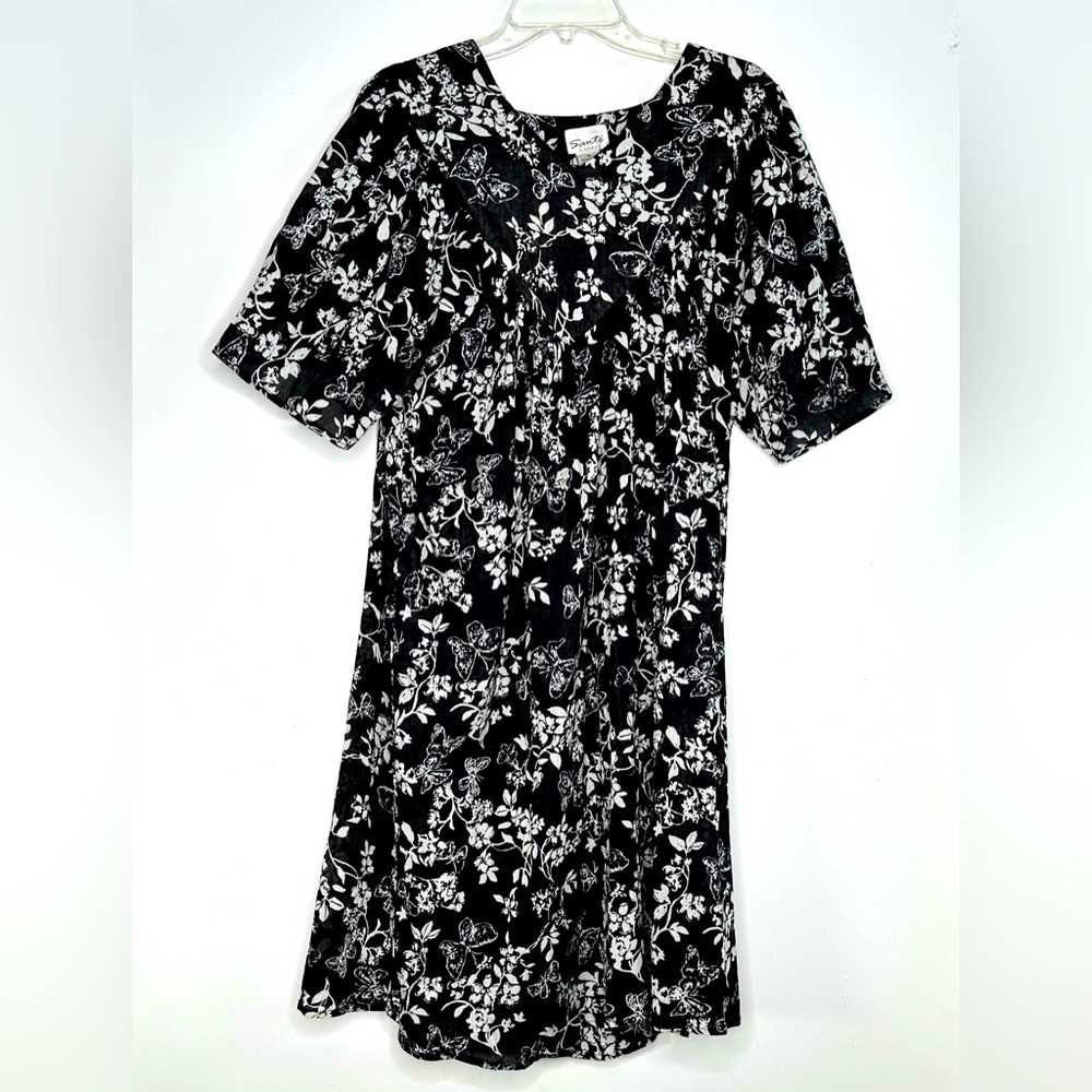 Sante’ Black White Floral Patio Dress‎ 100% Crinkle Cotton V-neck Pockets Sz M
